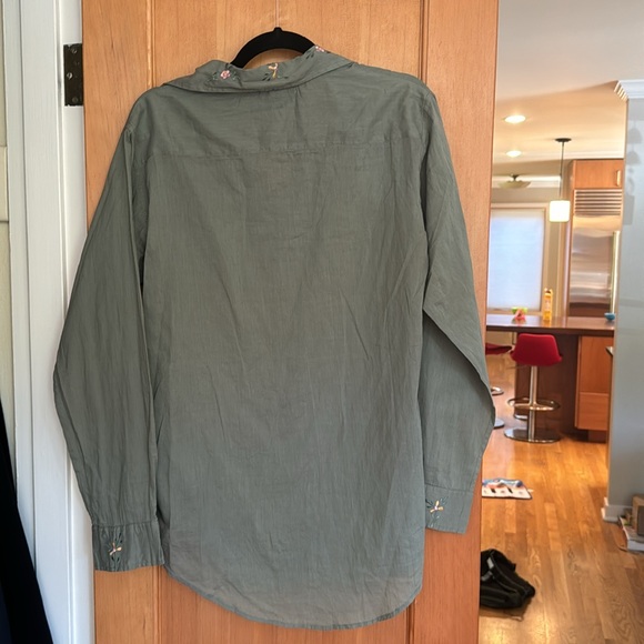 Kerry Cassill 100% cotton button-down - Picture 6 of 6